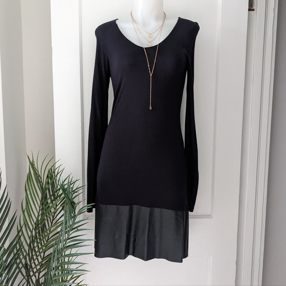 Velvet by Graham & Spencer Dress - Picture 4 of 9